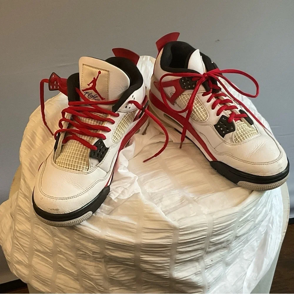 Nike Air Jordan 4 Retro White/Red (Fire Red Style) – Men’s 7.5